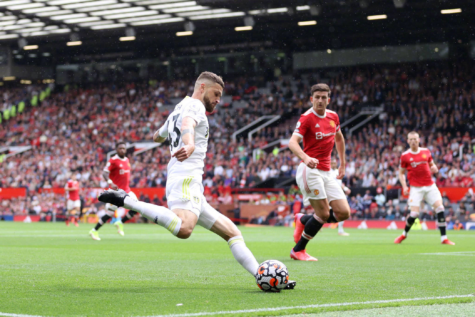 而湖人则相 而湖人则相